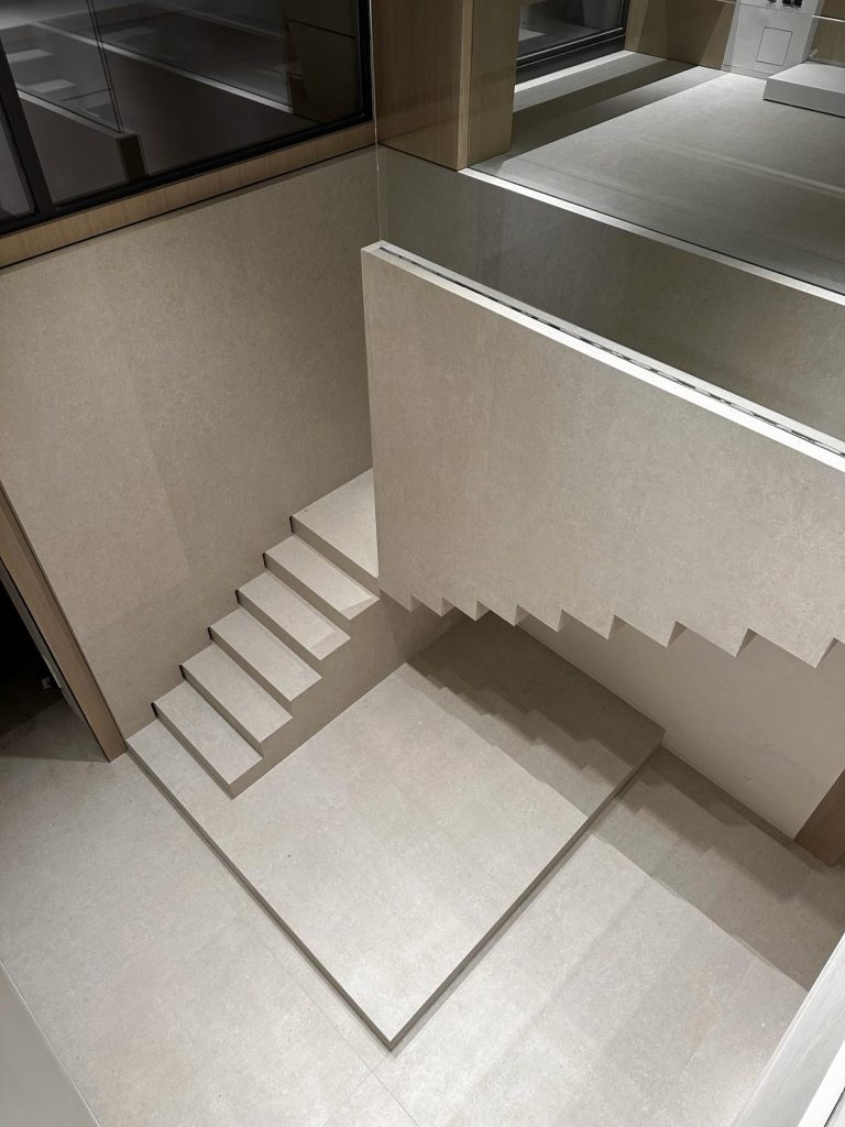 RG HOUSE